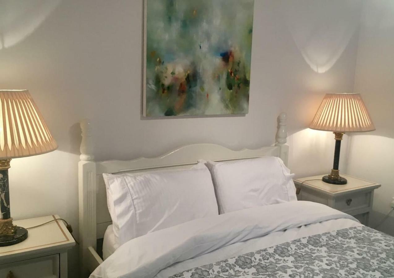 Beautiful 1Br Apartment In Historic St Aubin House Extérieur photo